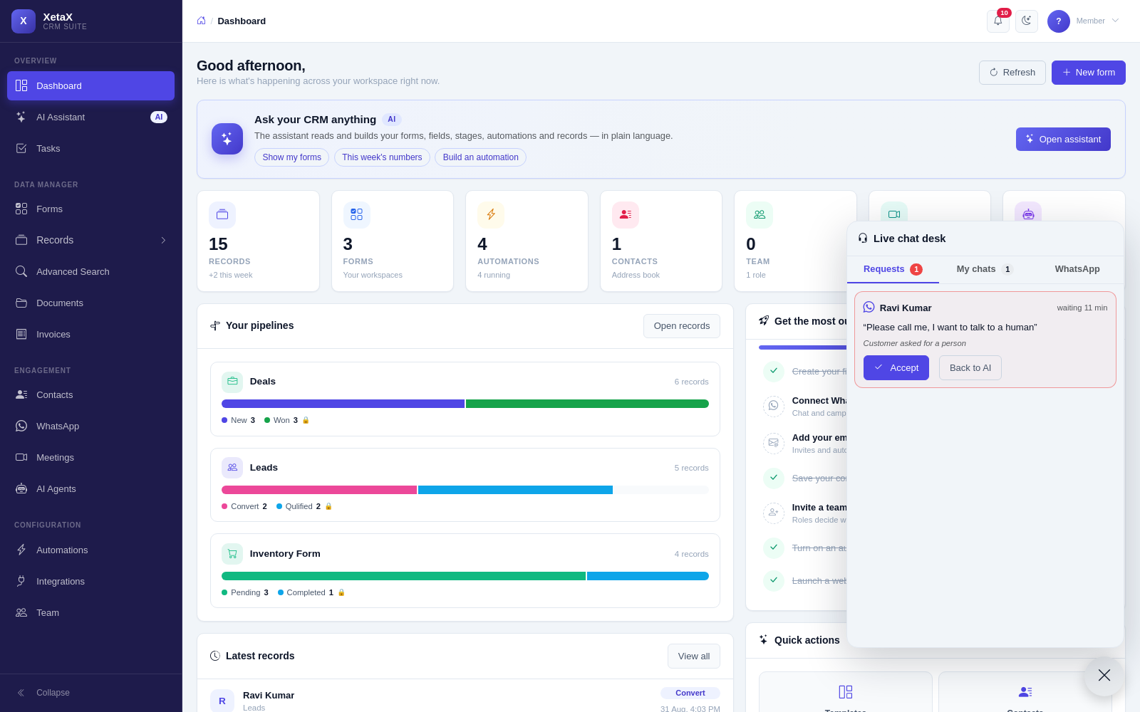 Live Chat Desk — customer requests waiting to be accepted